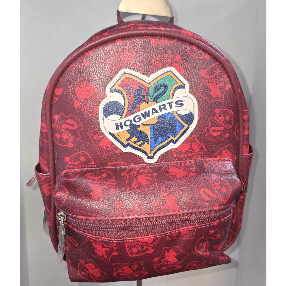Harry Potter Hogwarts backpack New With Tags